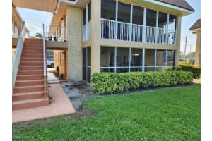 1400 Pompei Ln, Naples, FL 34103, Sold 08/11/23