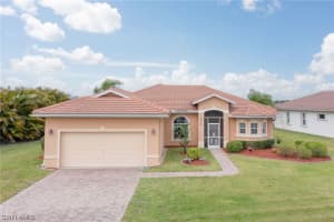 2278 Grove Dr, Naples, FL 34120, Sold 04/19/23