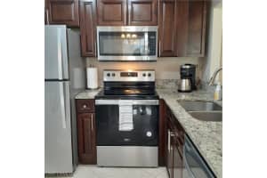 3372 Yukon Cir Apt 2, Fort Myers, FL 33907, Sold 06/15/23