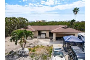 52 Fairview Blvd, Fort Myers Beach, FL 33931, Sold 08/18/23
