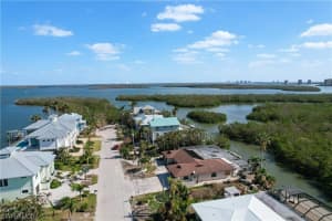 52 Fairview Blvd, Fort Myers Beach, FL 33931, Sold 08/18/23