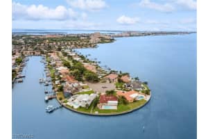 4237 45th St S, St. Petersburg, FL 33711, Sold 09/12/23