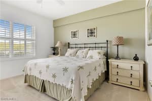 182 Newport Drive, NAPLES, FL 34114 Sold 12/01/23