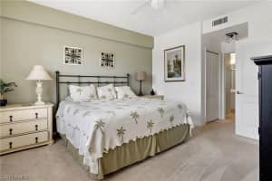 182 Newport Drive, NAPLES, FL 34114 Sold 12/01/23