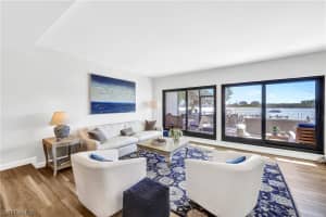 304 La Peninsula Blvd, Naples, FL 34113, Sold 05/10/23