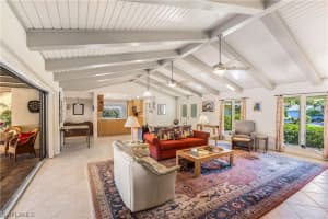 1460 Hummingbird Ln, Naples, FL 34105, Sold 05/01/23