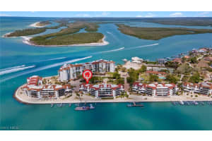 311 La Peninsula Blvd, Naples, FL 34113, Sold 05/17/23