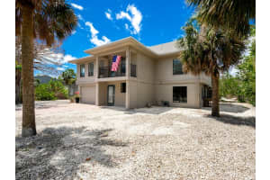 1089 S Yachtsman Dr, Sanibel, FL 33957, Sold 06/27/23