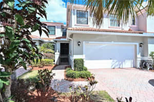 MLS# 223022660, Naples, Florida 34119