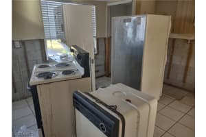 5028 Chiquita Blvd S, Cape Coral, FL 33914, Sold 05/12/23