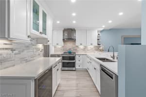 303 Periwinkle Way UNIT 122, Sanibel, FL 33957, Sold 07/17/23
