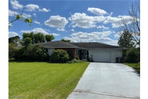 1617 Country Club Pkwy, Lehigh Acres, FL 33936, Sold 05/05/23