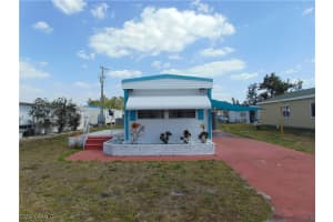 2790 Wedgewood Dr, North Fort Myers, FL 33917, Sold 06/30/23