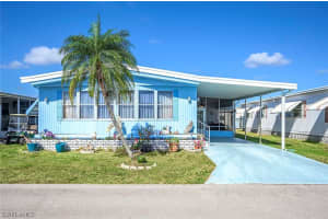 107 Poinsettia Dr, Fort Myers, FL 33905, Sold 05/09/23