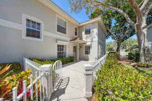 2426 Orchid Bay Dr, Naples, FL 34109, Sold 08/16/23