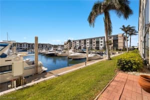 801 River Point Dr, Naples, FL 34102, Sold 10/17/23