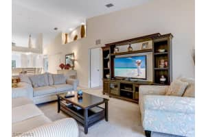 2370 Hidden Lake Court, NAPLES, FL 34112 Sold 11/01/23