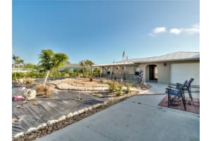 20621 Coconut Dr, Estero, FL 33928, Sold 07/27/23