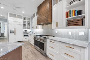 5250 Kensington High St, Naples, FL 34105, Sold 04/18/23