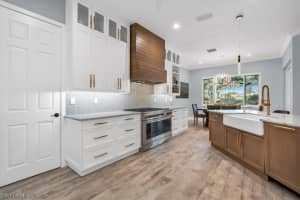 5250 Kensington High St, Naples, FL 34105, Sold 04/18/23