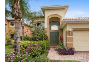 1588 Birdie Dr, Naples, FL 34120, Sold 05/16/23