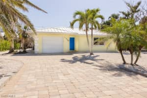 1326 Tahiti Dr, Sanibel, FL 33957, Sold 07/11/23