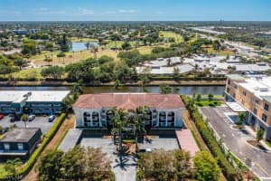 700 Valley Stream Dr, Naples, FL 34113, Sold 08/17/23