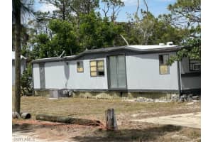 7994 Breeze Dr, North Fort Myers, FL 33917, Sold 10/05/23