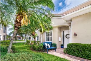 4751 Stratford Ct, Naples, FL 34105, Sold 07/14/23
