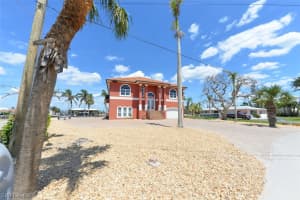 291 Randy Ln, Fort Myers Beach, FL 33931, Sold 06/06/24