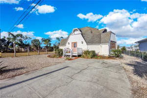12221 Boat Shell Dr, Matlacha Isles, FL 33991, Sold 10/11/23