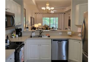 7811 Regal Heron Cir, Naples, FL 34104, Sold 05/12/23