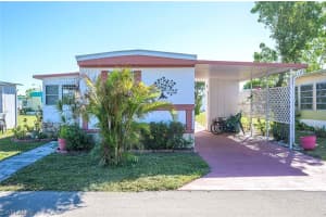 282 Poinsettia Dr, Fort Myers, FL 33905, Sold 05/08/23