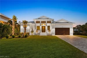 203 Dolphin Cove Ct, Bonita Springs, FL 34134, Sold 05/04/23