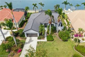 5190 Harborage Dr, Fort Myers, FL 33908, Sold 09/01/23