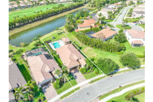 6464 Marbella Dr, Naples, FL 34105, Sold 05/24/23