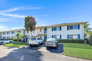 259 Winners Circle, NAPLES, FL 34112 Sold 01/24/24