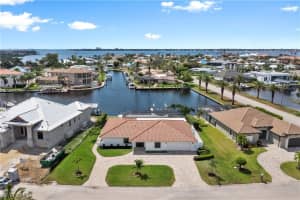 6610 Joanna Cir, Fort Myers, FL 33919, Sold 06/07/23