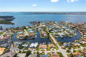 6610 Joanna Cir, Fort Myers, FL 33919, Sold 06/07/23
