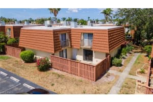 The Village of Cedarbend, 5235 Cedarbend Dr #4, Fort Myers, FL 33919, Sold 06/02/23