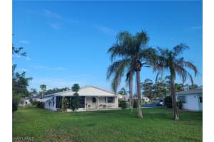 4 Dutch Iris Ln, Lehigh Acres, FL 33936, Sold 05/18/23