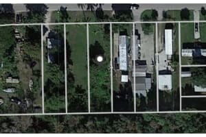 2804 Holly Avenue, Naples, FL 34112 - MLS#223027536