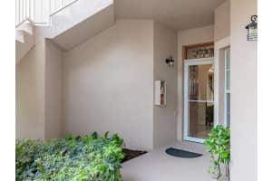 278 Newport Dr, Naples, FL 34114, Sold 06/23/23
