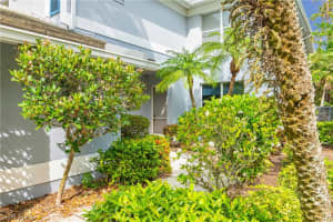 730 Tarpon Cove Dr, Naples, FL 34110, Sold 05/22/23