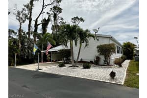 879 Moonlight Dr, North Fort Myers, FL 33917, Sold 06/16/23