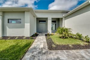 304 13th Avenue, Cape Coral, FL 33993 - MLS#223029124