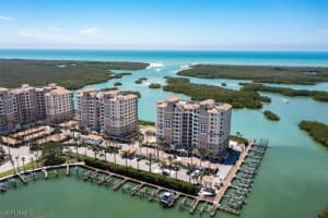 445 Dockside Dr, Naples, FL 34110, Sold 09/01/23
