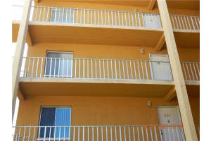 2366 E Mall Dr APT 301, Fort Myers, FL 33901, Sold 05/15/24