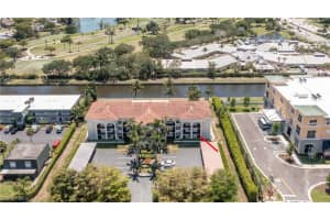 700 Valley Stream Dr APT 104, Naples, FL 34113, Sold 06/27/23