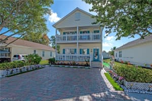 222 Leawood Cir, Naples, FL 34104, Sold 06/27/23